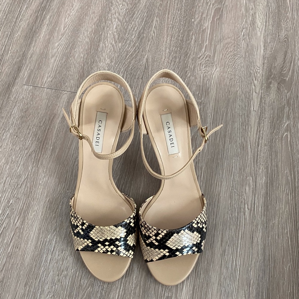 *NEW* Casadei Leather ankle strap heels
